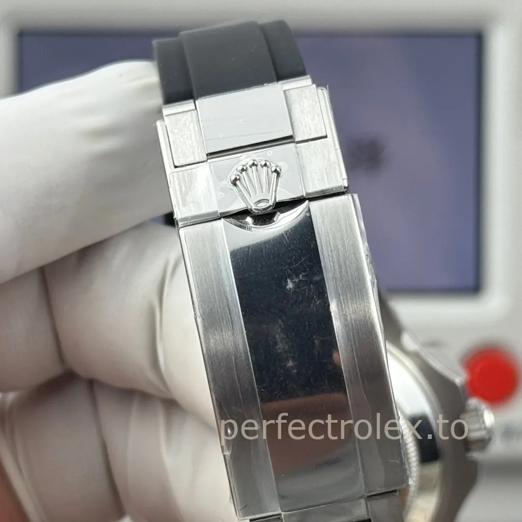 Rolex-Yacht-Master-226679TBR-Diamond-Replica-Watch-with-3235-Movement-40mm-Black-Dial-Buckle-View-1