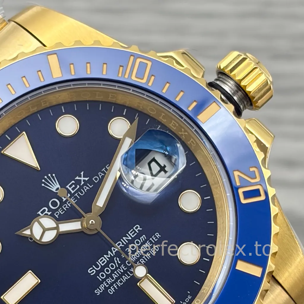 Rolex-Submariner-M126618LB-0002-41mm-Blue-Dial-Gold-Tone-904L-Steel-Automatic-Dive-Replica-Watch-Dial-Detail-3