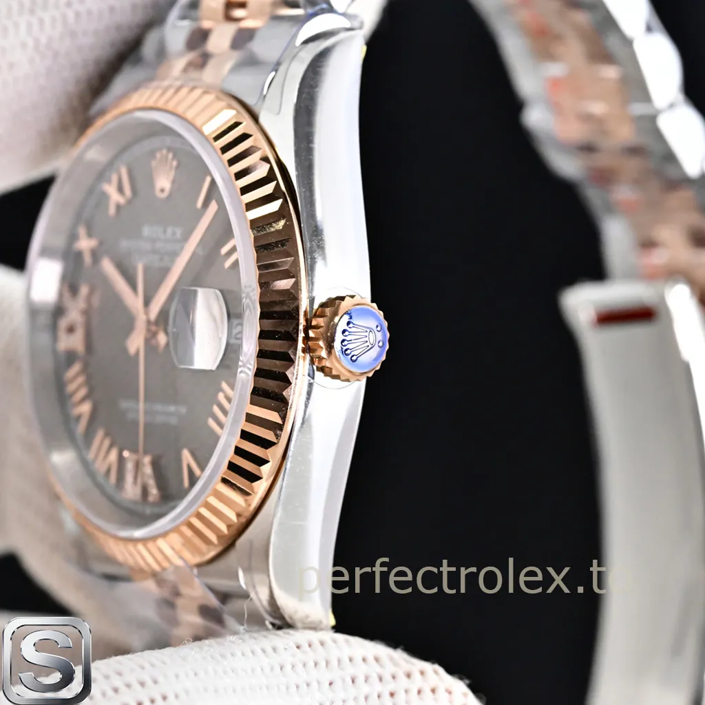 Rolex-Datejust-36-M126231-0047-Grey-Roman-Diamond-Dial-with-3235-Automatic-Movement-Replica-Watch-Right-Side-View