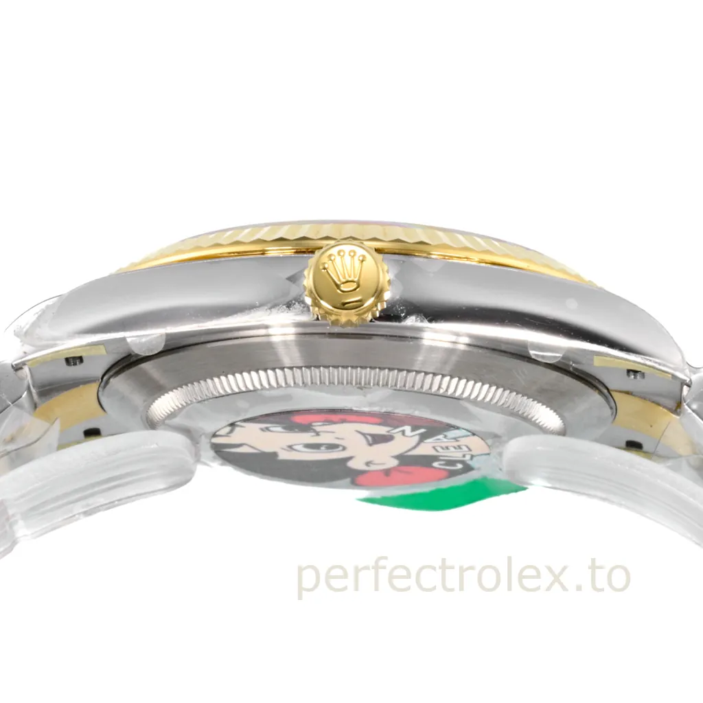 Rolex-Datejust-M126333-0005-Black-Diamond-Dial-41mm-Super-Clone-Watch-with-3235-Movement-Right-Side-View