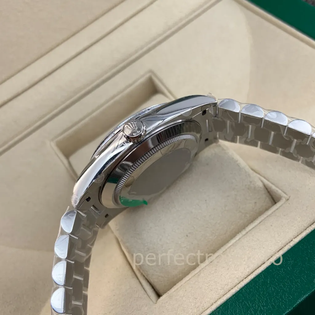 Rolex-Day-Date-228349RBR-0030-Replica-Watch-40mm-Green-Dial-with-904L-Steel-and-3255-Movement-Right-Side-View