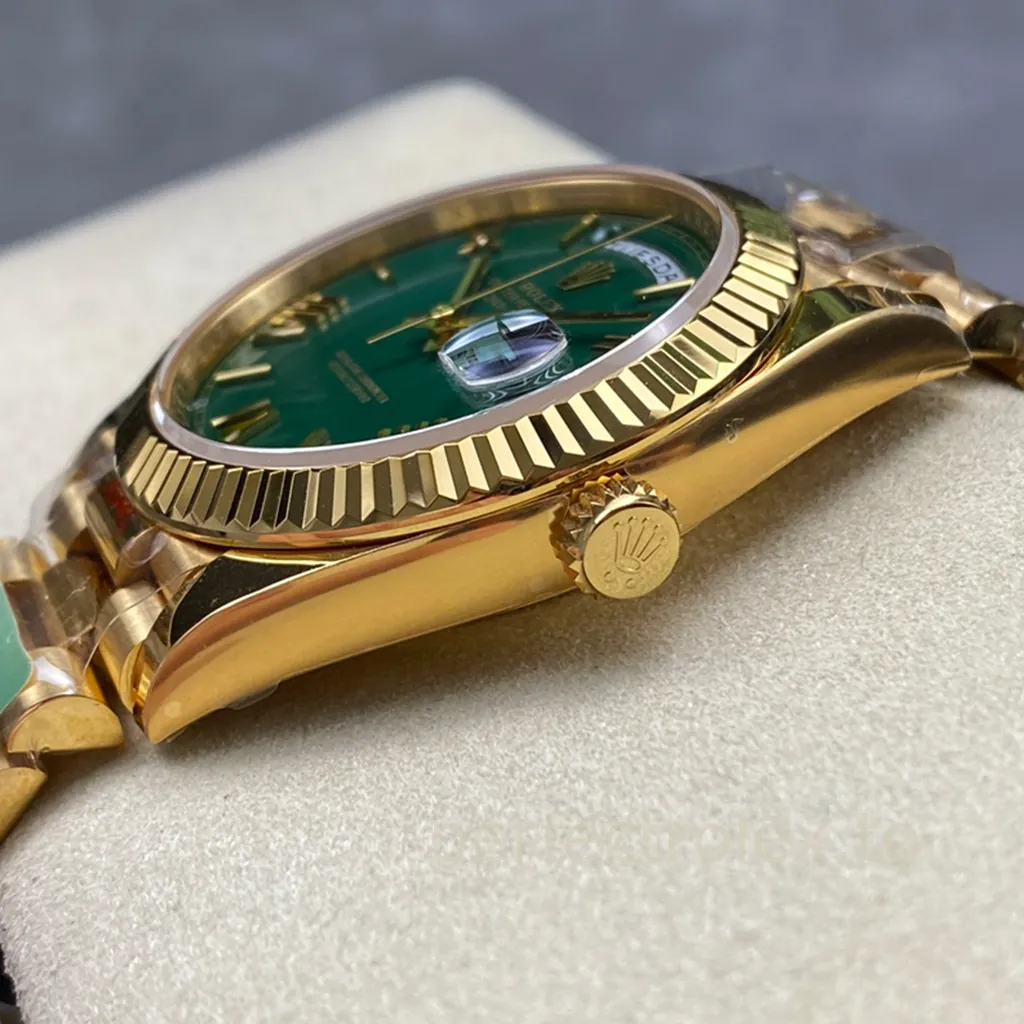 Rolex-Day-Date-M228238-0061-40mm-Green-Dial-Gold-Tone-904L-Steel-Automatic-Super-Clone-Watch-Right-Side-View
