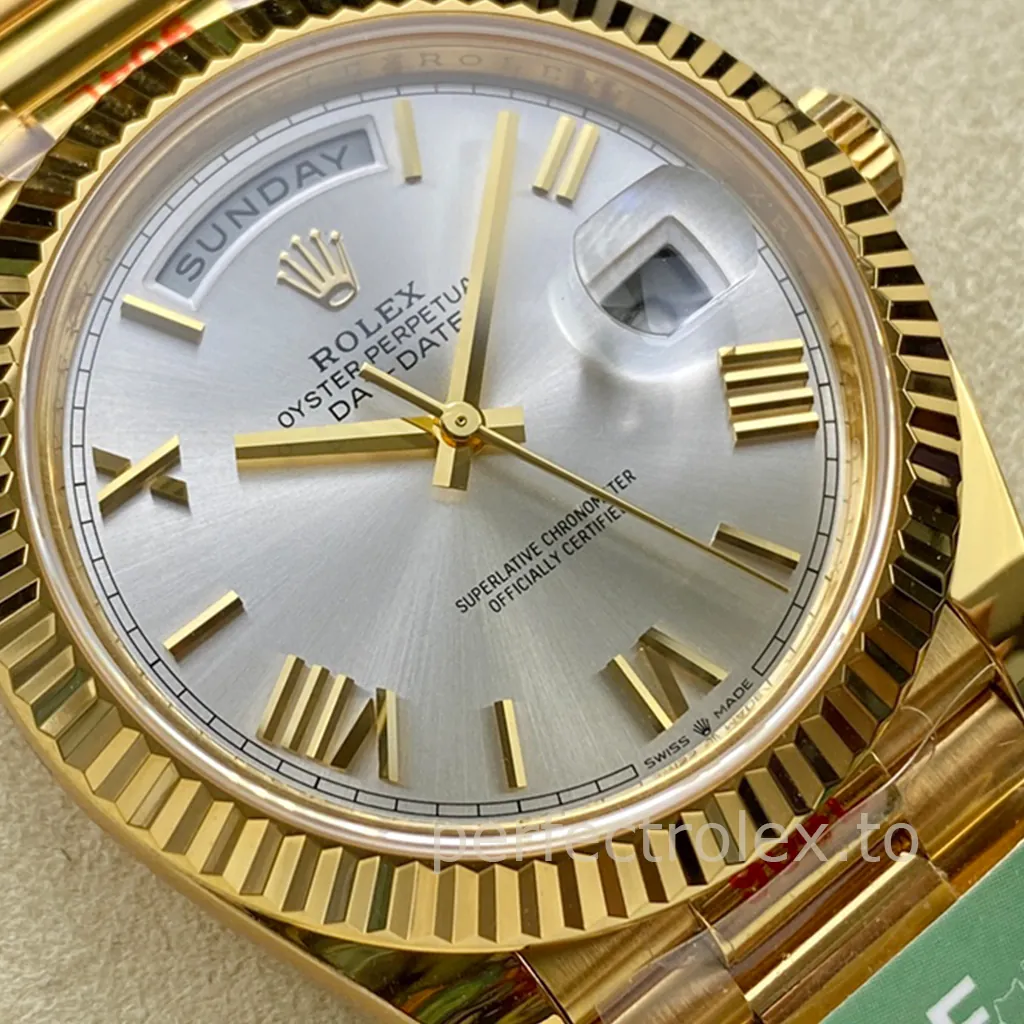Rolex-Day-Date-Silver-Dial-M228238-0002-40mm-Gold-Tone-904L-Steel-Automatic-Super-Clone-Watch-Dial-Detail-1
